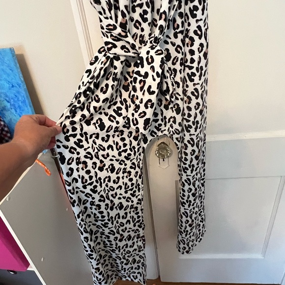 One shoulder pant suit - Picture 2 of 4